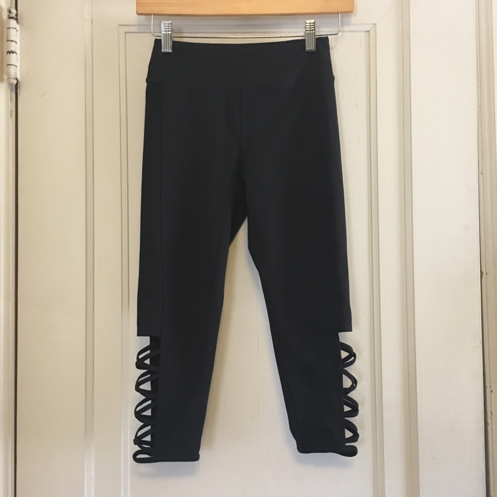Girl’s black Zella Leggings